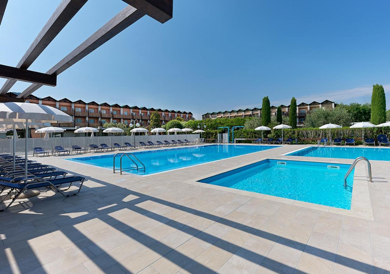 Iseo Lago Hotel מראה חיצוני תמונה