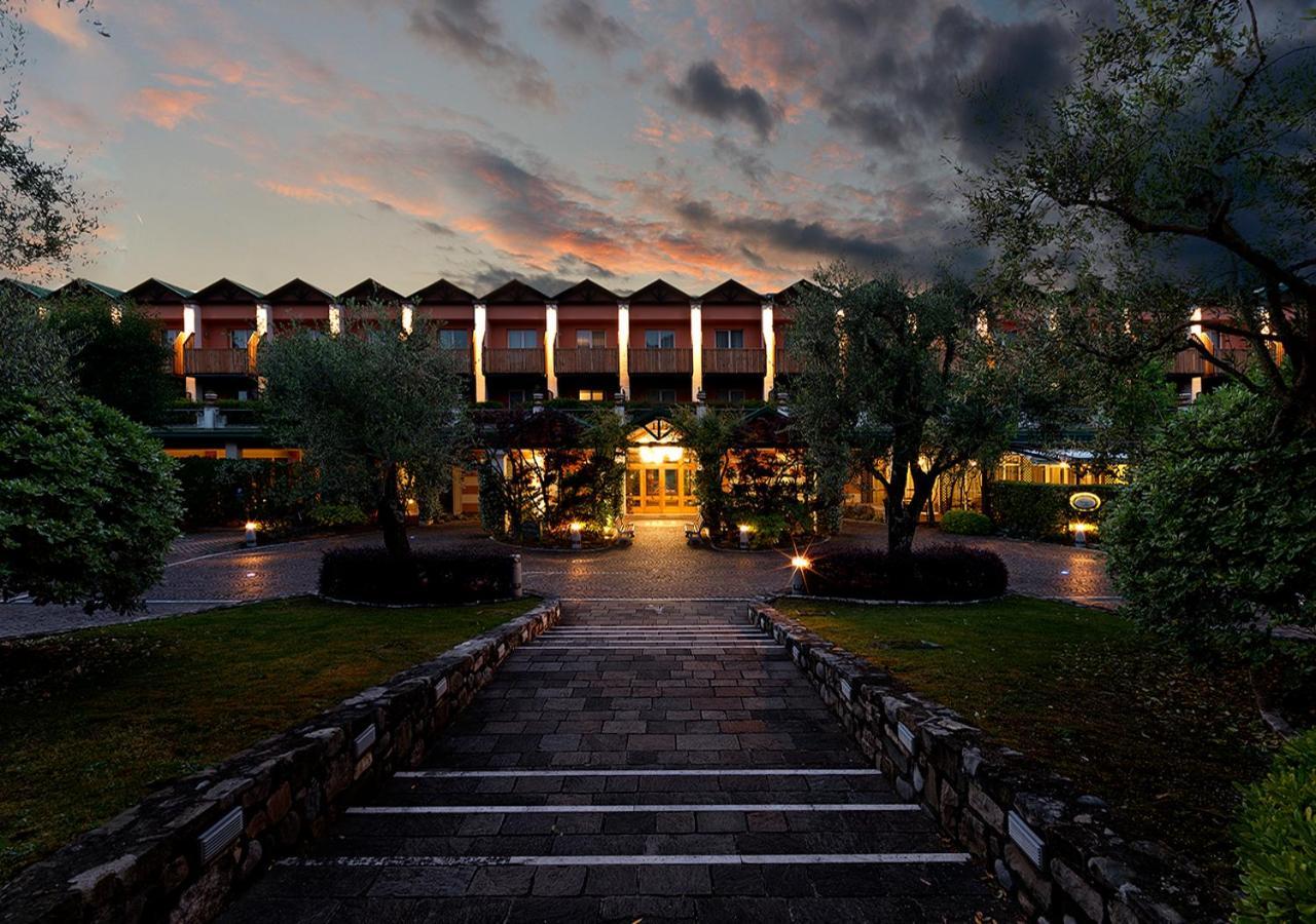 Iseo Lago Hotel מראה חיצוני תמונה